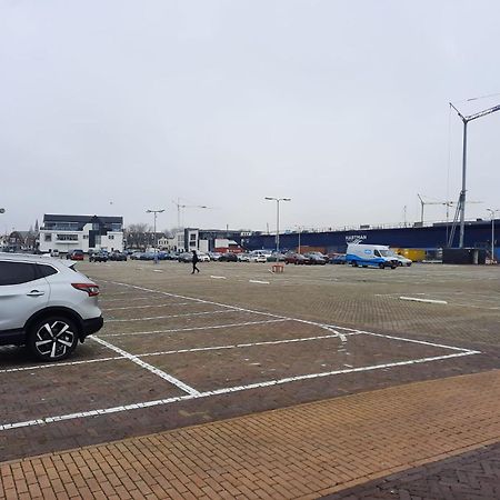 Bij De Haven Op Urk Apartment Luaran gambar