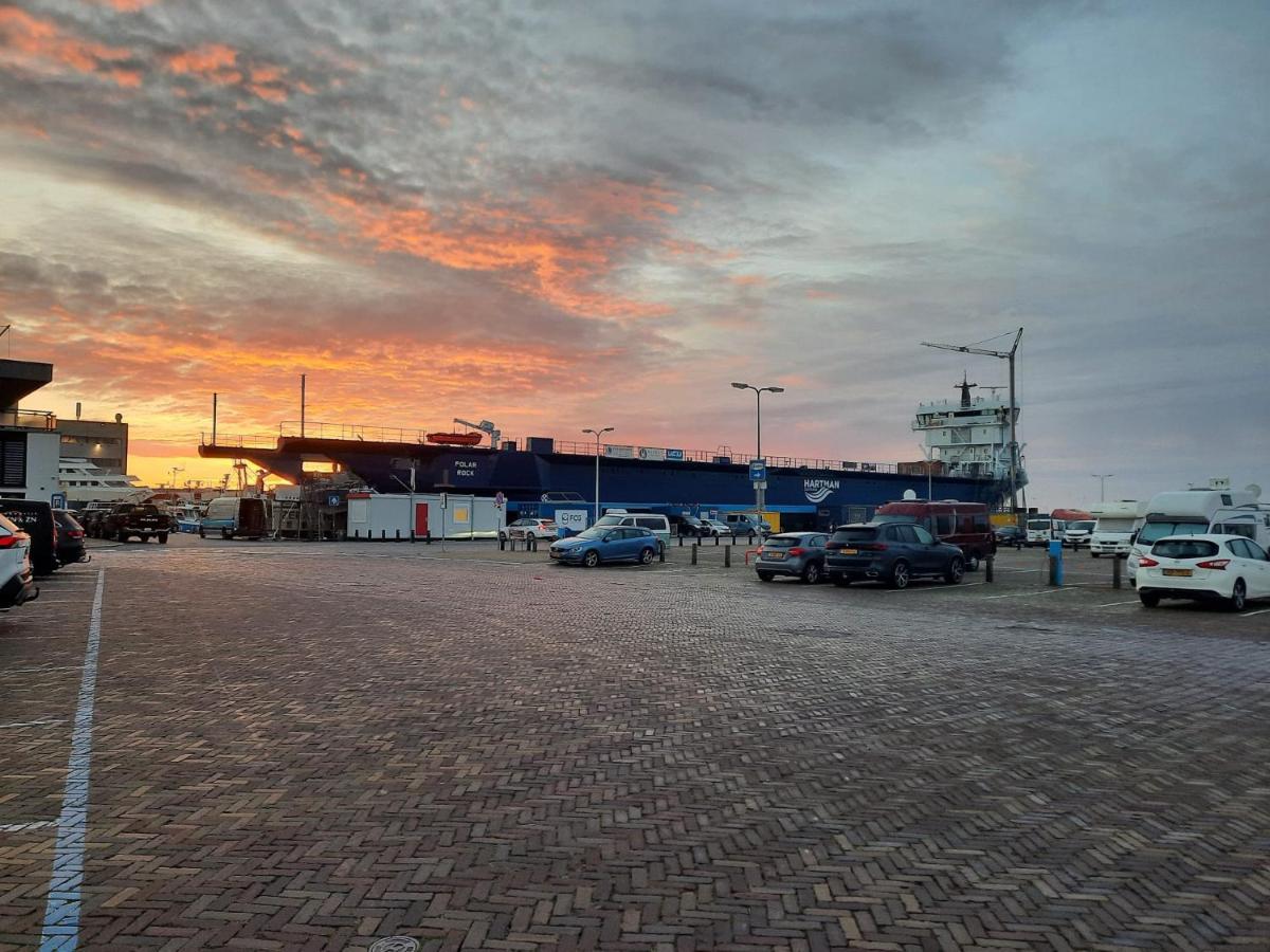 Bij De Haven Op Urk Apartment Luaran gambar